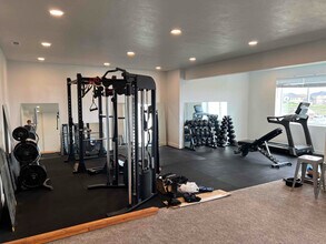 2132 N Wild Hyacinth Dr. in Saratoga Springs, UT - Building Photo - Building Photo