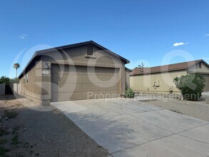 1702 W Summer Dawn Dr in Tucson, AZ - Building Photo - Building Photo