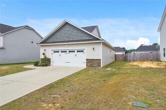 516 Loom Dr in Fayetteville, NC - Building Photo - Building Photo