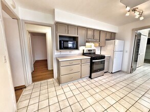 3518 Druid Ln in Minnetonka, MN - Building Photo - Building Photo