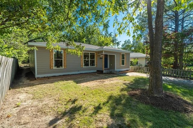 3105 Mitchell St in Greenville, TX - Building Photo - Building Photo