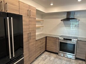 406 Paradise Rd in Swampscott, MA - Building Photo - Building Photo