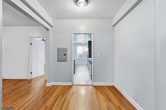 2520 John F. Kennedy Blvd in Jersey City, NJ - Building Photo - Building Photo