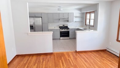 709 Garden St in Elizabeth, NJ - Building Photo - Building Photo