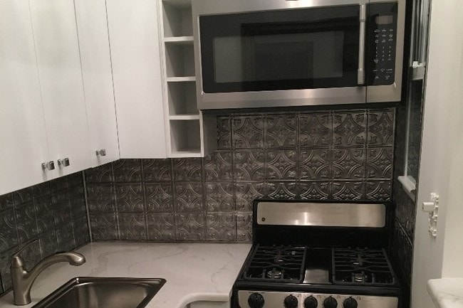 343 E 51st St, Unit 2B