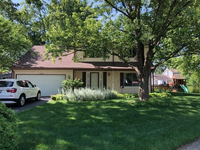 property at 1260 Harvest Ct