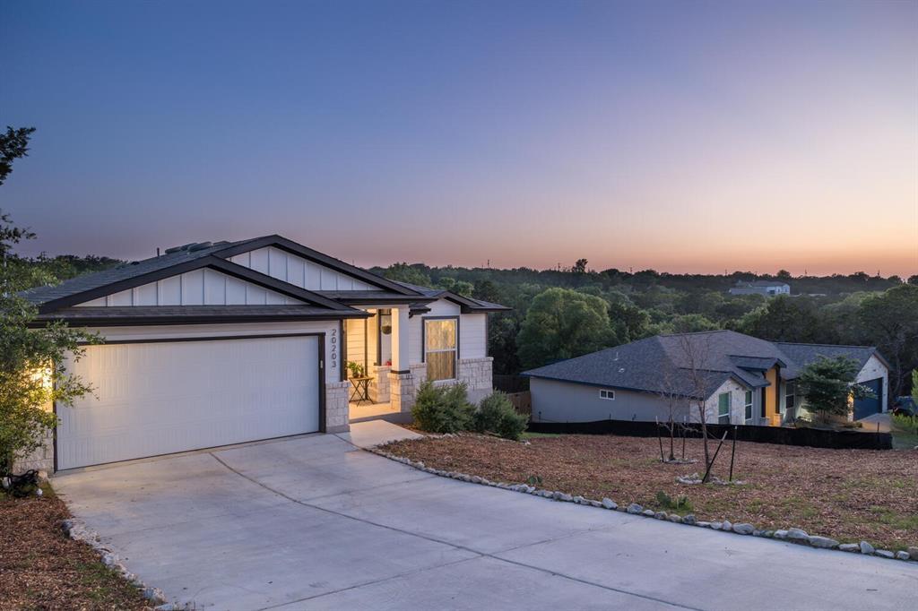 20203 Lincoln Cove in Leander, TX - Building Photo