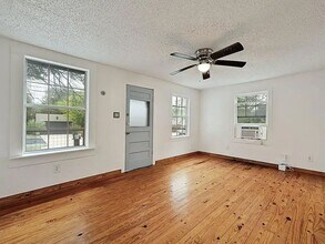 1403 S 5th St in Austin, TX - Building Photo - Building Photo