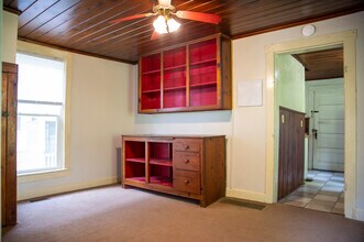 19 Smith St in Athens, OH - Building Photo - Building Photo