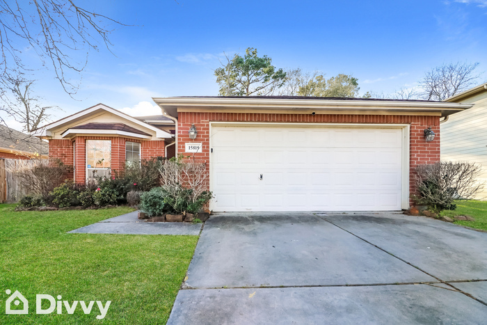 15819 Nutcracker Ct in Humble, TX - Building Photo