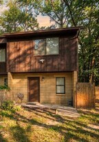 4333 SW 69th Terrace in Gainesville, FL - Building Photo