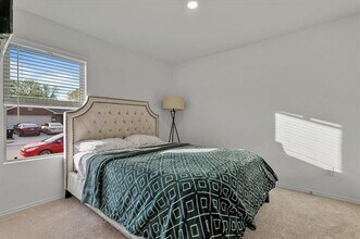 2805 Watchpoint Rd in Little Elm, TX - Building Photo - Building Photo