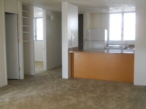 99-060 Kauhale St in Aiea, HI - Building Photo - Building Photo