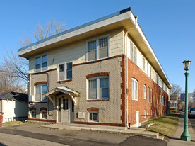 1702 Laurel Ave Apartments