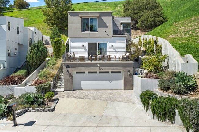 property at 4969 Llano Dr