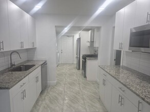 428 Forest Hill Blvd in West Palm Beach, FL - Building Photo - Building Photo