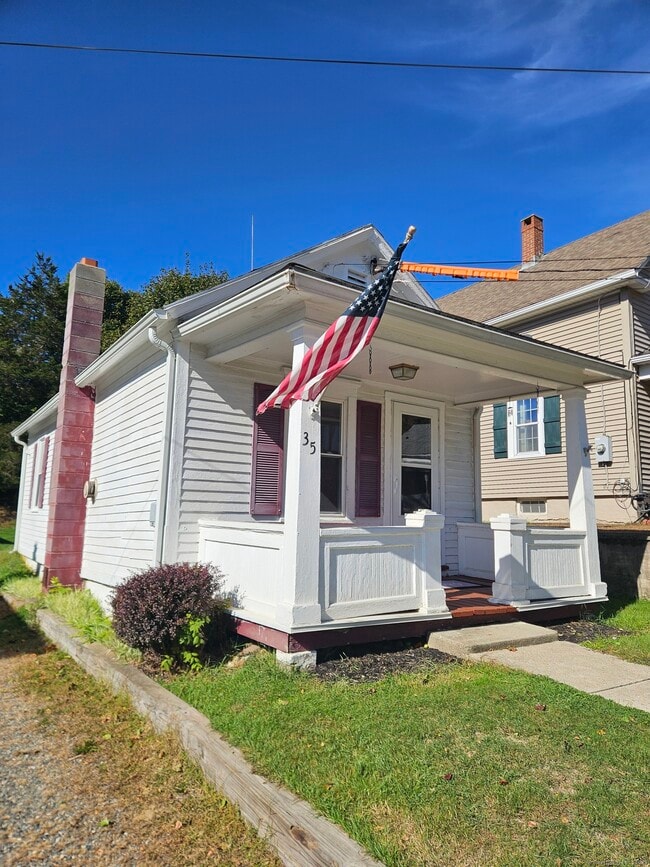 property at 35 Salisbury Ave