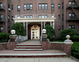 Windsor Terrace at Jamaica Estates Owners, In in Jamaica, NY - Building Photo