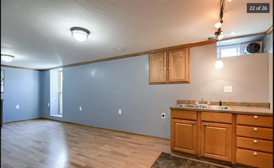 923 S 24th St, Unit 2 in Lincoln, NE - Building Photo