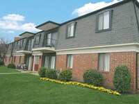 Building Photo - Pebble Creek Apartamentos in Louisville, Kentucky