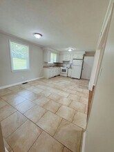 1988 Laura Dr in Clarksville, TN - Building Photo - Building Photo