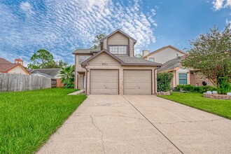 5415 Forest Bridge Way in Houston, TX - Building Photo - Building Photo