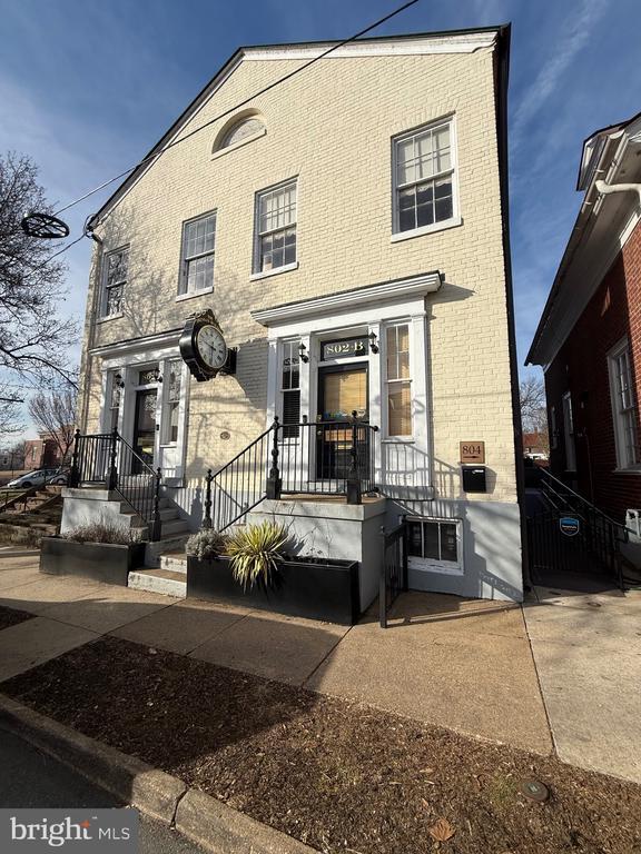 property at 804 Princess Anne St