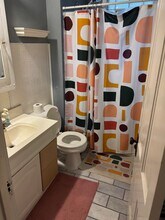 1672 N Van Buren St, Unit 1674 in Milwaukee, WI - Foto de edificio - Building Photo