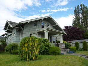 731 S 49th St in Tacoma, WA - Building Photo - Building Photo