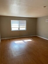 2 Chateau Dr in Fairview Heights, IL - Building Photo - Building Photo