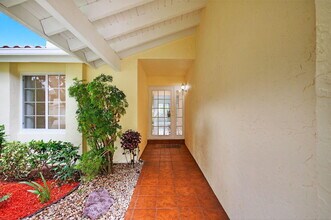 6105 Via Laguna Ln in Boca Raton, FL - Building Photo - Building Photo