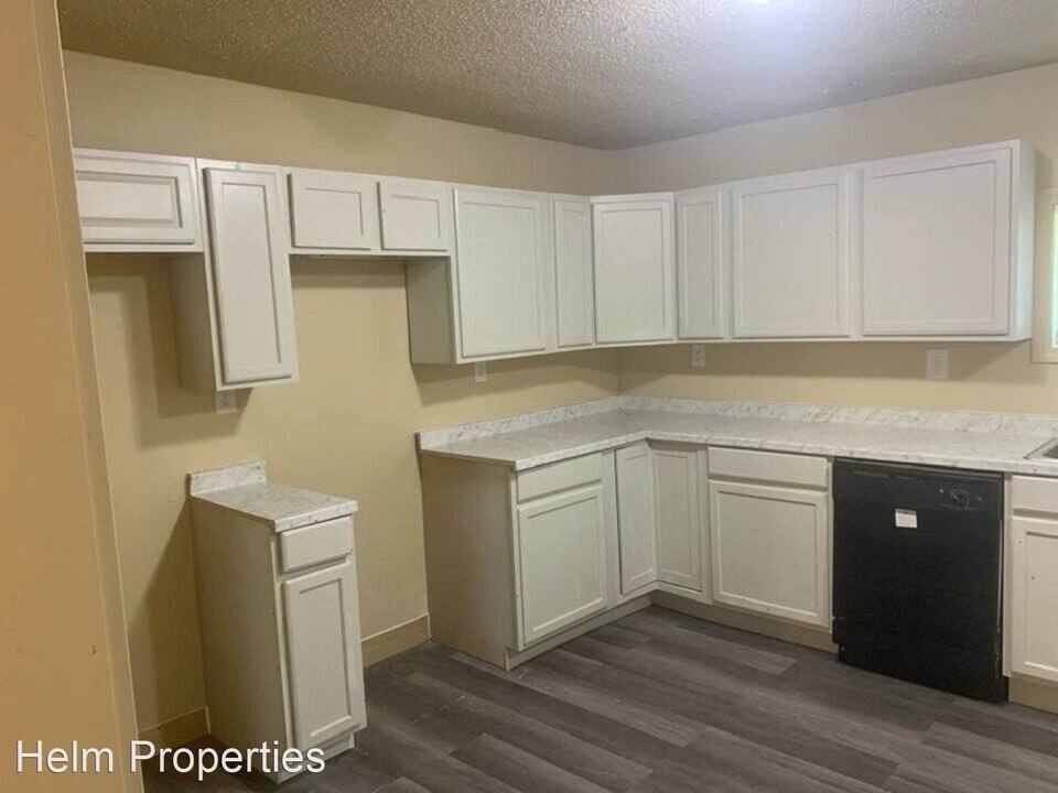 470365 E 785 Rd Photo