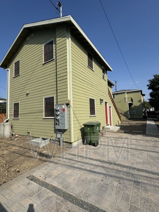 1731 S Burlington Ave in Los Angeles, CA - Building Photo