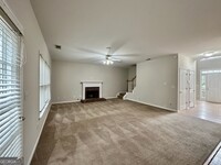 6070 Hampton Bluff Way in Roswell, GA - Foto de edificio - Building Photo