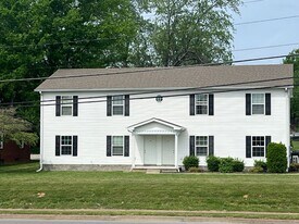 101 Clark Ave in Hopkinsville, KY - Building Photo