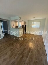 131 N Higley Rd in Mesa, AZ - Building Photo - Building Photo