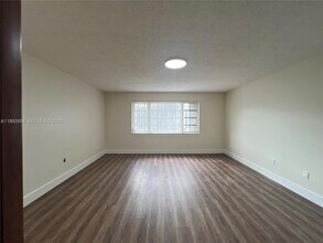 21121 SW 85th Ave, Unit 208 in Cutler Bay, FL - Building Photo - Building Photo