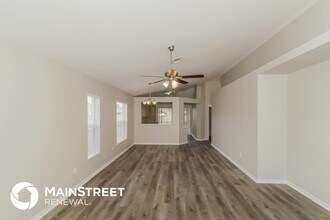 24245 Summer Wind Ct in Lutz, FL - Building Photo - Building Photo