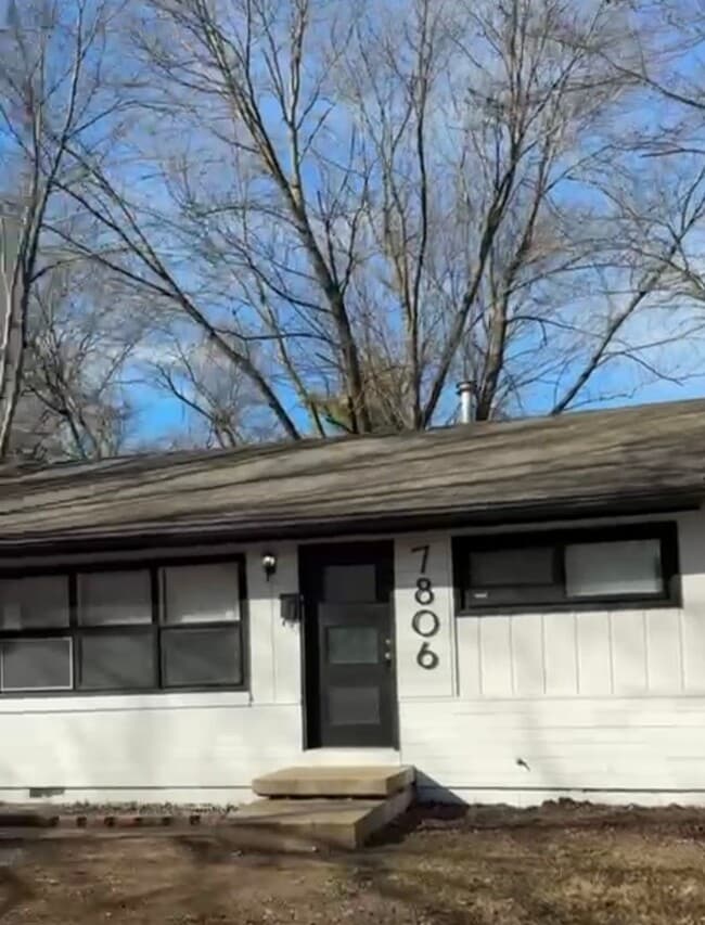 property at 7806 E 113th St