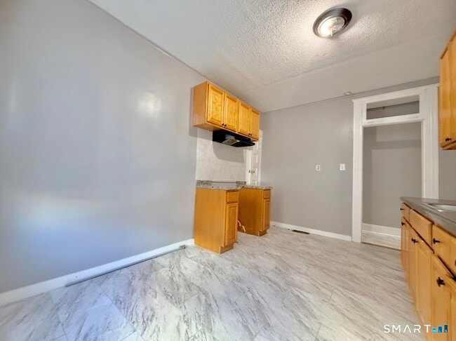 119 Sherwood Ave in Bridgeport, CT - Building Photo - Building Photo