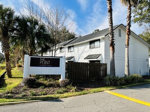 The Point Apartments in Gainesville, FL - Foto de edificio - Building Photo