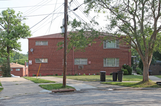 2965 Westridge Ave in Cincinnati, OH - Building Photo - Building Photo