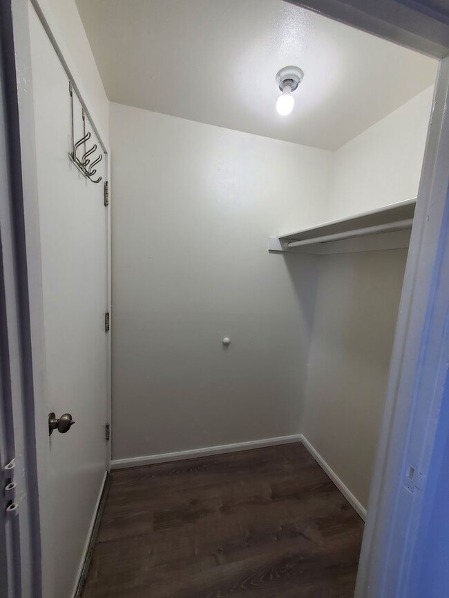 1205 McCarty Ave in Fairbanks, AK - Building Photo - Building Photo