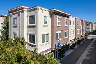 Building 8 in Dublin, CA - Building Photo - Primary Photo