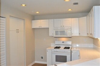2940 Vía Toscana in Corona, CA - Building Photo - Building Photo