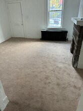 214 Seneca St in Pittsburgh, PA - Foto de edificio - Building Photo