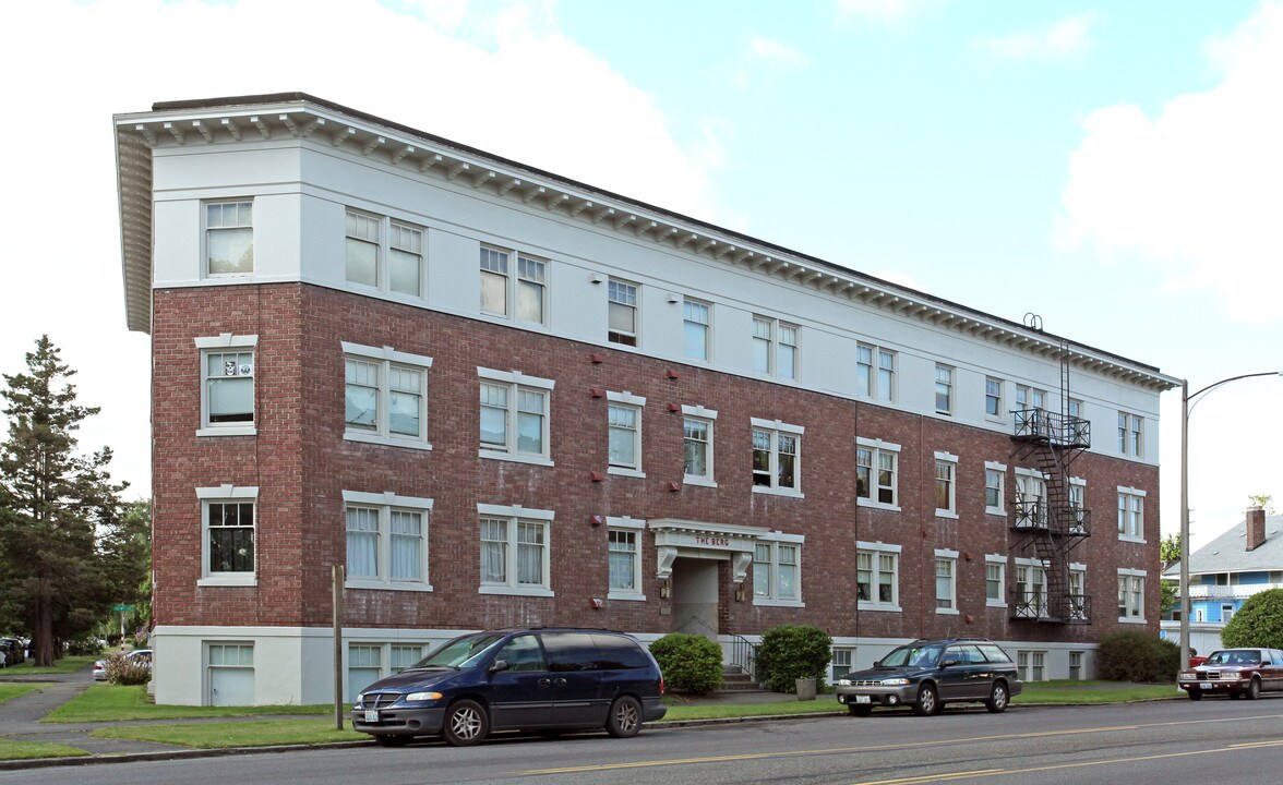 The Berg Apartments in Tacoma, WA - Building Photo