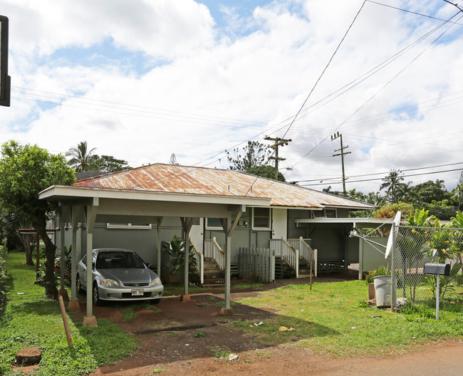 14 Lakeview Cir in Wahiawa, HI - Foto de edificio - Building Photo