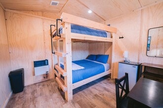 48561 Rustic Ave in Soldotna, AK - Building Photo - Building Photo