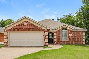 5117 Foard St in Fort Worth, TX - Building Photo